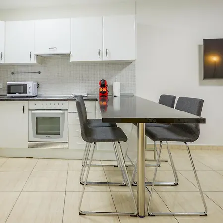 Cozzy Carolina Iii شقة